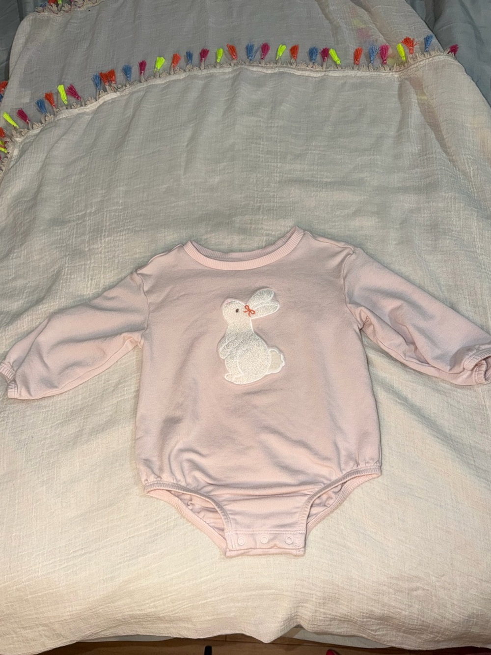 💜cloud island Light Pink Bunny Appliqué Footie One-Piece